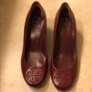 Perfect Tory Burch holiday wedge heel